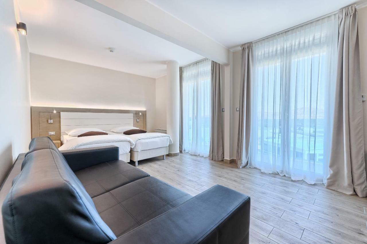 Hotel Panorama Šibenik Eksteriør billede